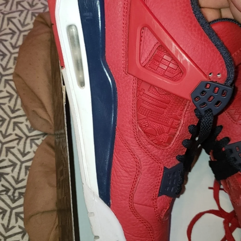 Jordan 4 FIBA - Picture 3 of 8